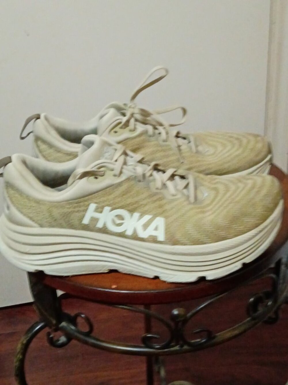 Hoka One Gaviota 5 Athletic Running Shoe Barley Oat Milk Green Men's Size 11 D